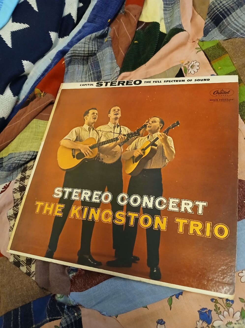 ☆ 1960s The Kingston Trio College Concert Live Vinyl EXC / VG++ Capitol Records